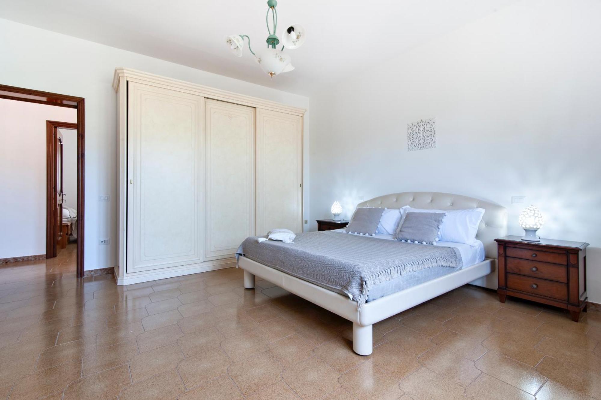 Maroby & Parking Affittacamere Lecce