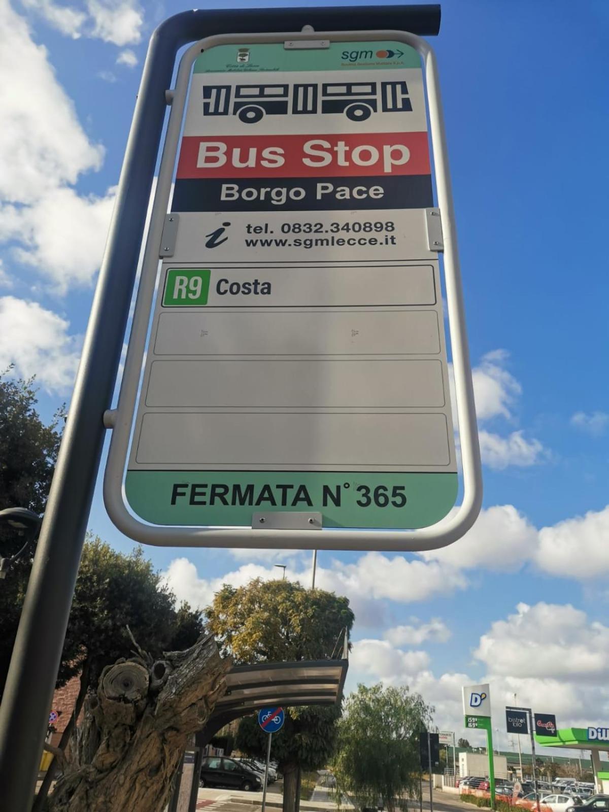 Maroby & Parking * Lecce